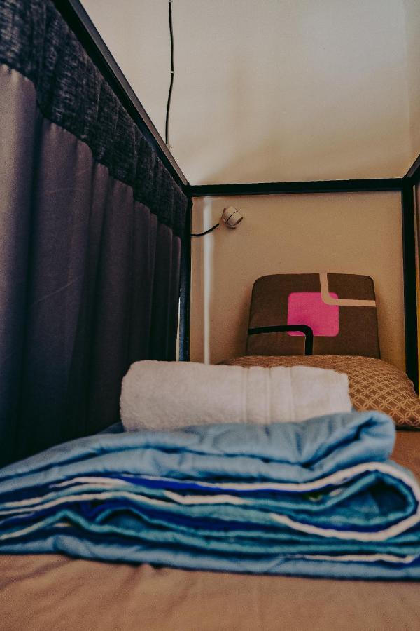 מדיין Hostel Metro Floresta Alojamiento מראה חיצוני תמונה