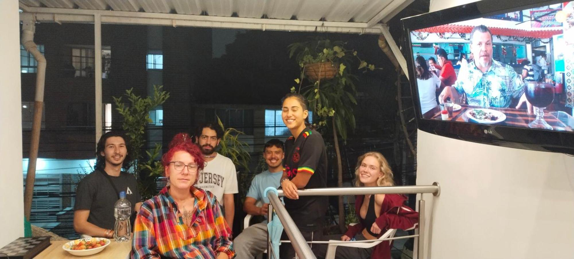 מדיין Hostel Metro Floresta Alojamiento מראה חיצוני תמונה