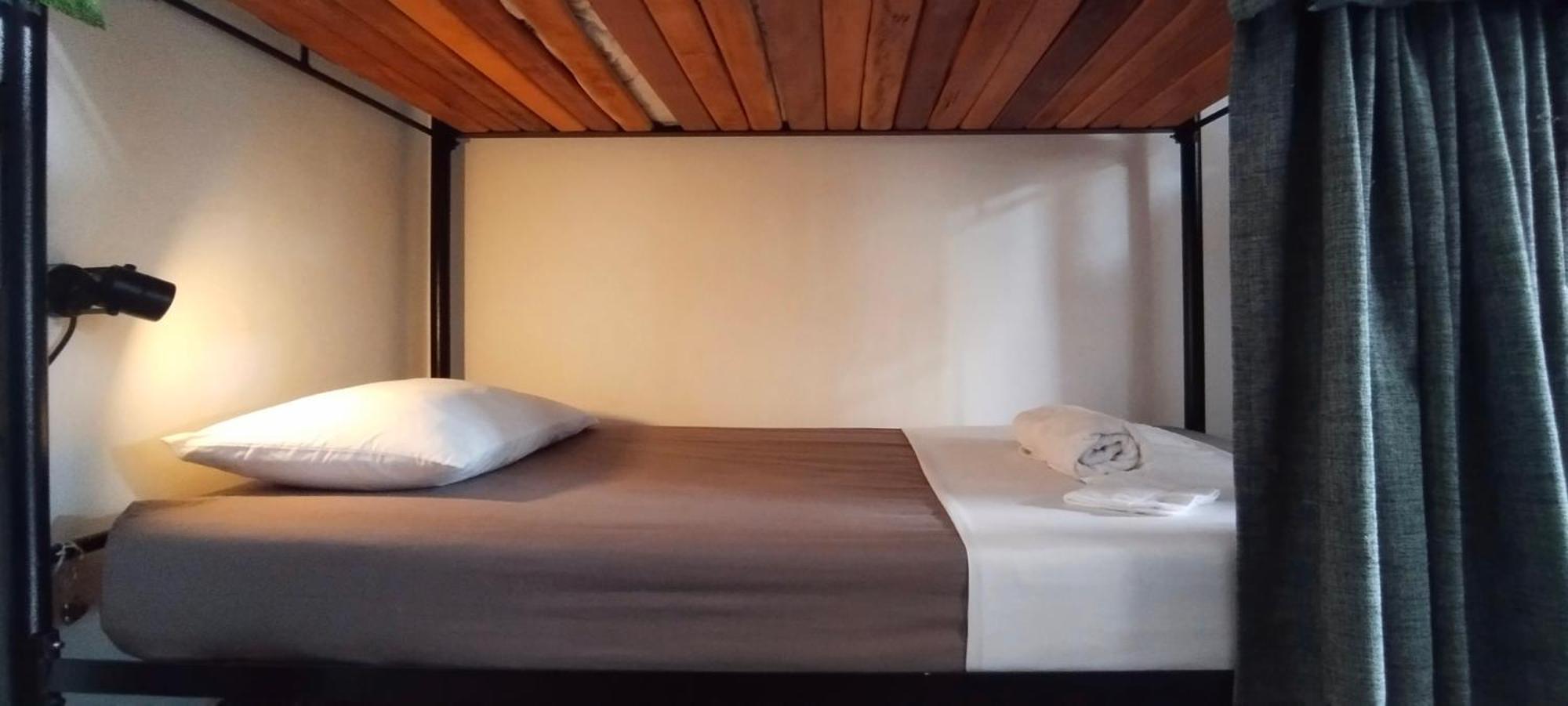 מדיין Hostel Metro Floresta Alojamiento מראה חיצוני תמונה